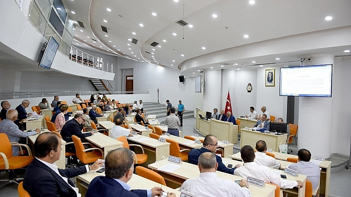 Büyükşehir Belediyesi meclis toplantılarına devam ediyor 
