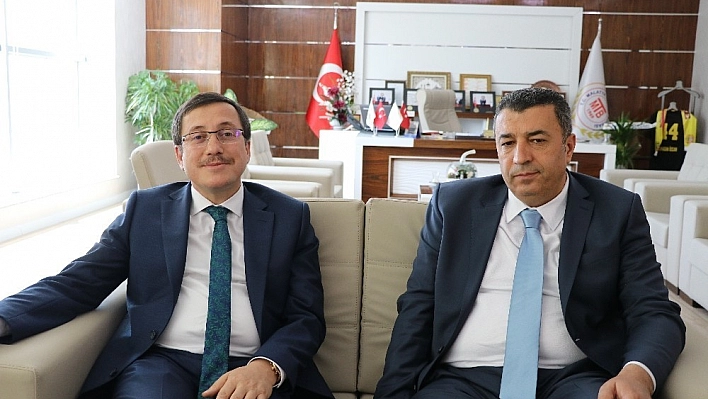 Rektör Kızılay ve Özcan'dan kayısı için işbirliği vurgusu 