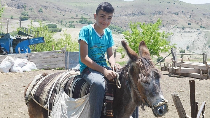 14 yaşındaki Berdan'ın LGS başarısı dikkat çekti 
