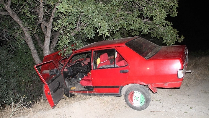 Elazığ'da iki araç çarpıştı: 4 yaralı 
