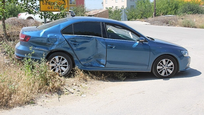 Elazığ'da trafik kazası: 2 yaralı 