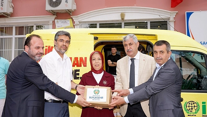 Büyükşehirden savaş mağdurlarına ilaç yardımı 