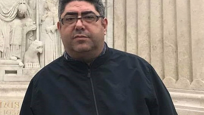 Banka müdürü evinde ölü bulundu 