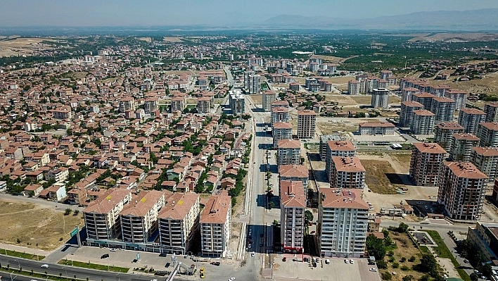 Kavak caddesi, pırıl pırıl bir hale geliyor 