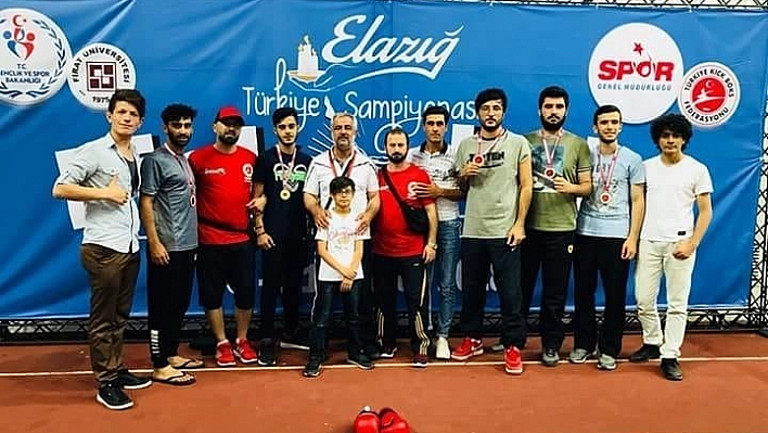 Malatya Büyükşehir Belediyespor Kickboks sporcuları Elazığ'dan dereceyle döndü 