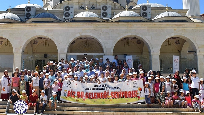 Çocuklar bu geleneği çok sevdi 
