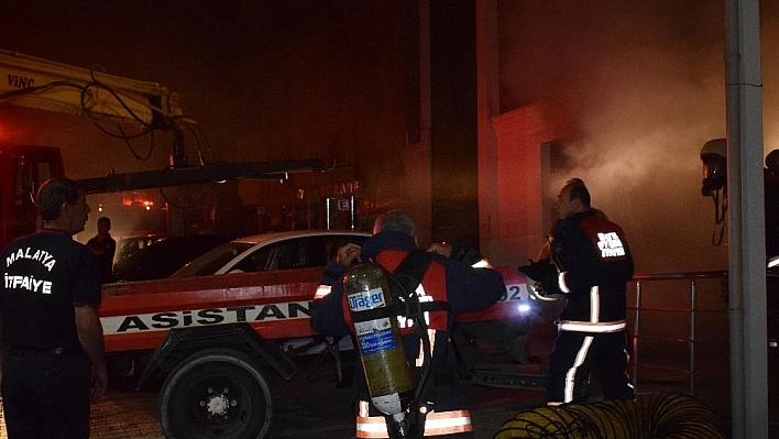 Hastanede çıkan yangın paniğe neden oldu 