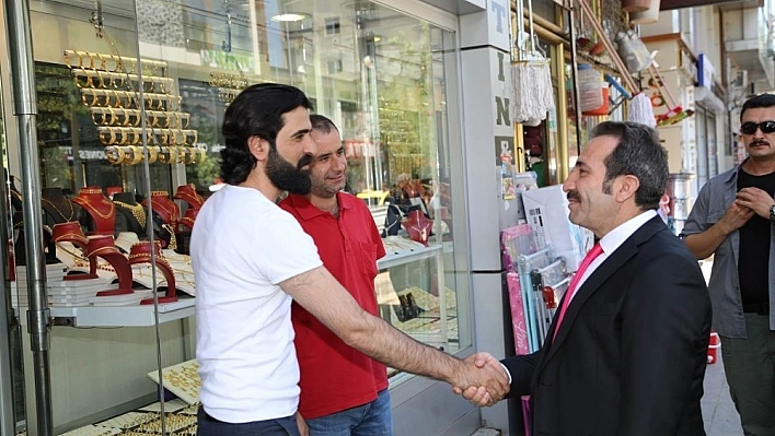 Vali Mantı'dan esnaf ziyareti 