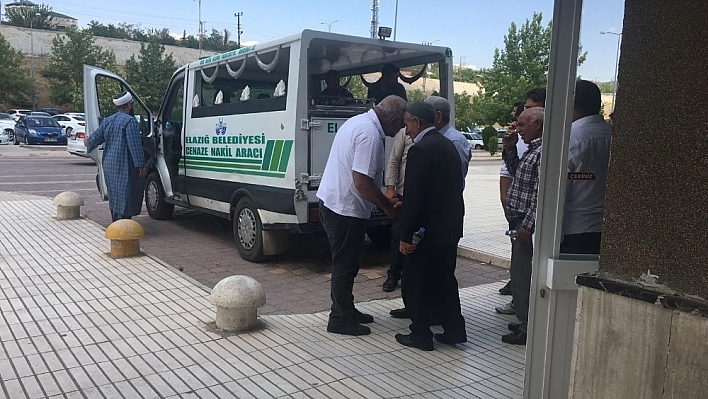 Üzerine televizyon düşen çocuk hayatını kaybetti 