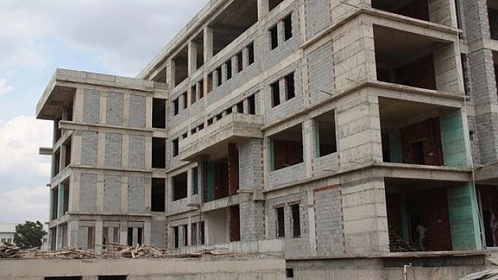 Kaya, il müdürlüğü hizmet binası inşaatını inceledi 