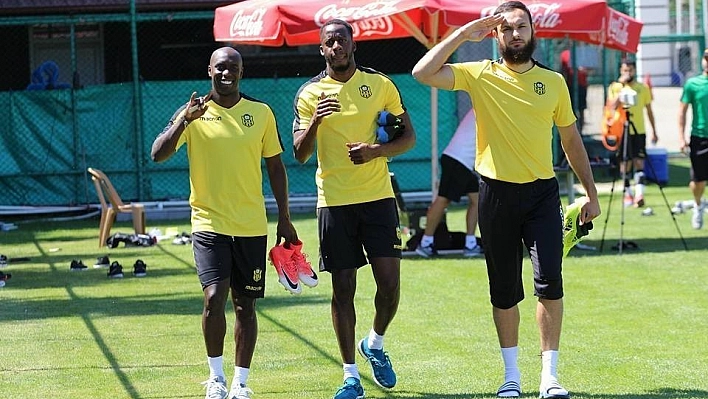 Yeni Malatyaspor'da Nacer Barazite ile yollar ayrıldı 