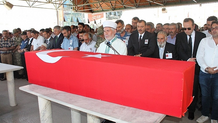 Şehit Ercan son yolculuğuna uğurlandı