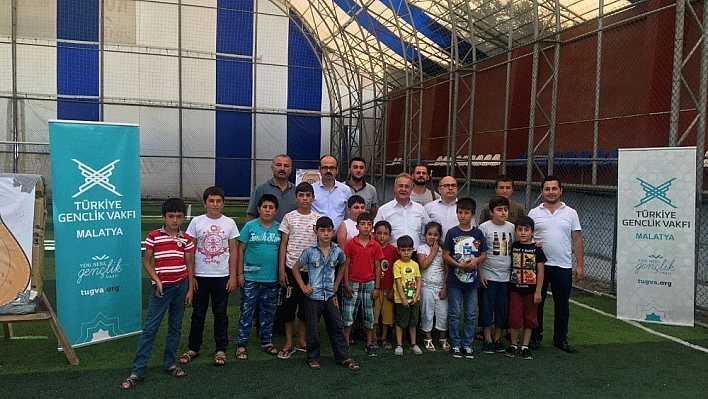 Kuluncak'ta okçuluk kursu açıldı 