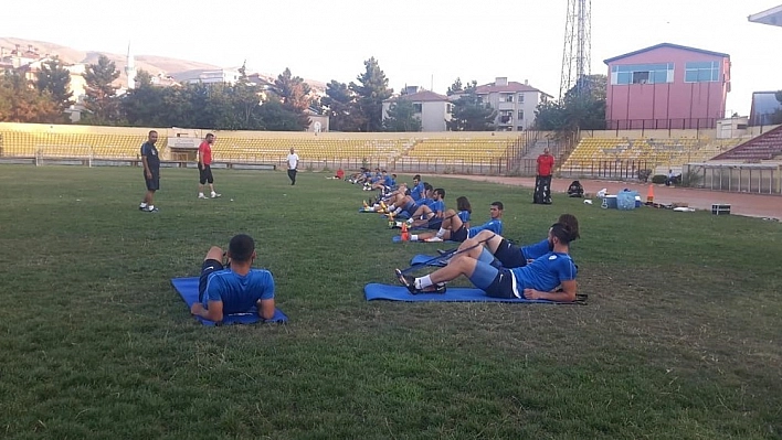 Yeşilyurt Belediyespor yeni sezona şampiyonluk parolasıyla hazırlanıyor 