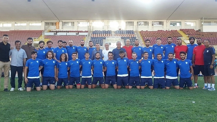 Yeşilyurt Belediyespor'da Erzurum kampı başladı 