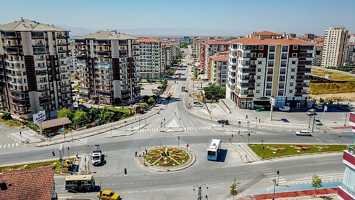Gülay Caddesinde çalışmalar devam ediyor 