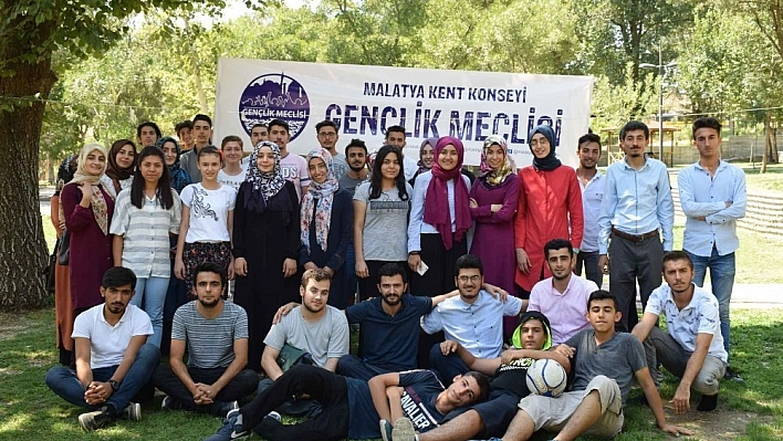 Kent Konseyi Gençlik Meclisi,  gönüllerince bir gün yaşadılar 