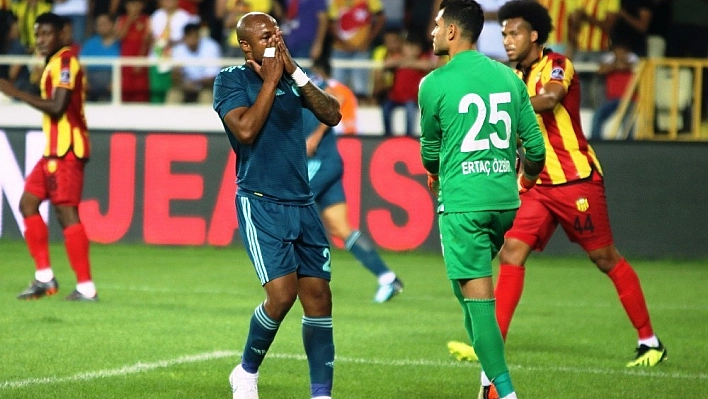 Spor Toto Süper Lig: Evkur Yeni Malatyaspor: 0 - Fenerbahçe: 0 (İlk yarı) 