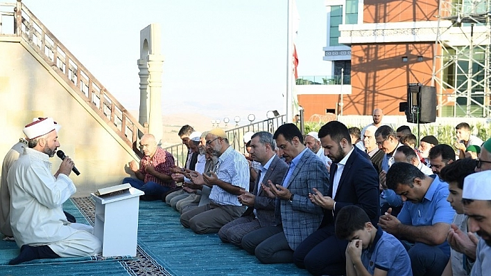 Yenilenen Gedik Namazgah alanında bayram coşkusu 