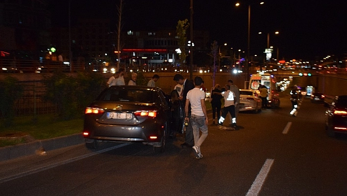 Bakan Konvoyunda kaza: 4 polis yaralı 
