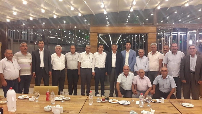 Yazıhan Kaymakamı Akça'ya veda yemeği 