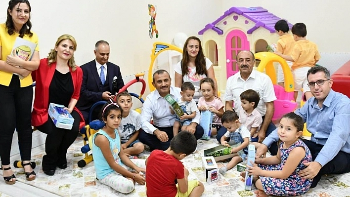 Tunceli'de kreş ve gündüz bakımevi açıldı 
