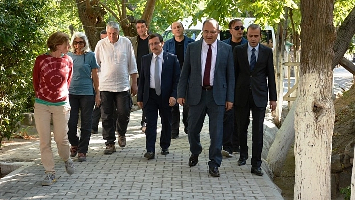 Kaban, Arslantepe'de incelemelerde bulundu 