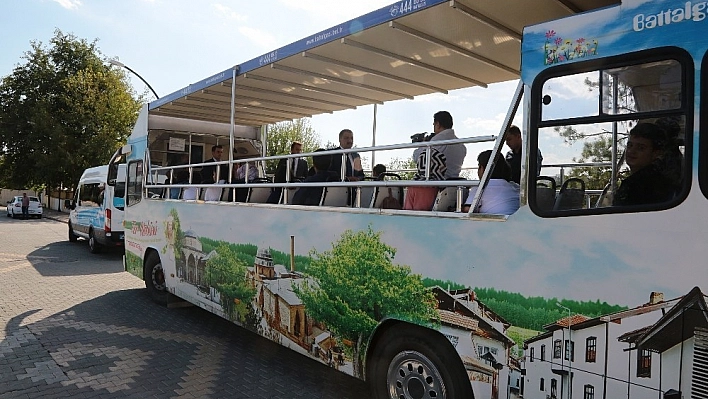 Battalgazi'de tarihi mekanları gezdiler 