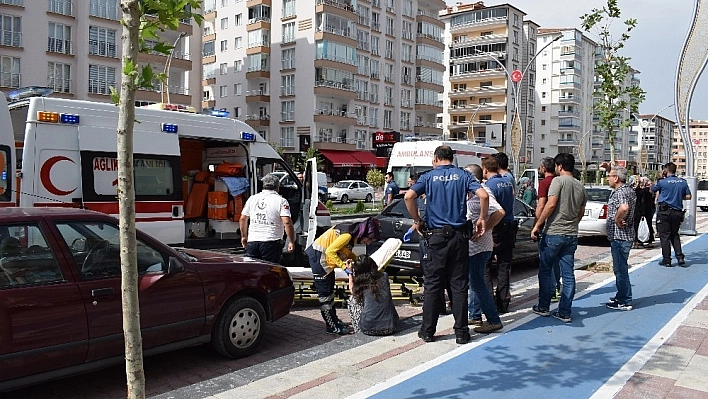 Malatya'da bıçaklı kavga: 2 yaralı 