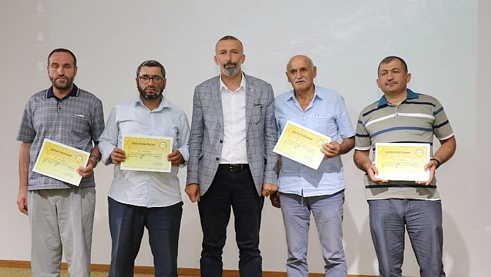 Elazığ'da arıcılara sertifikaları verildi 