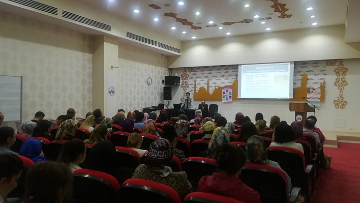 Elazığ'da  Anne Sütü Eğitimi