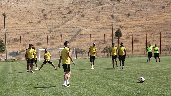Erol Bulut: 'Bence Medel'e de gereksiz yere kırmızı kart verildi' 