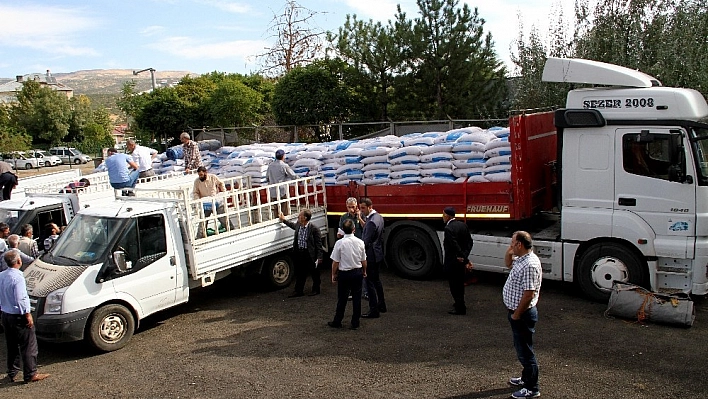 Çiftçilere 134 ton buğday dağıtıldı 