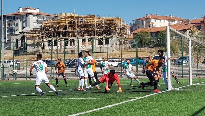 Malatya derbisinin kazananı Malatya Yeşilyurt Belediyespor 