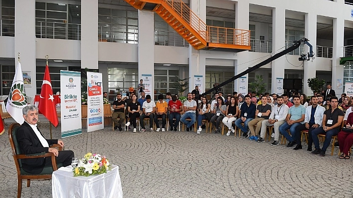 Gençler sordu Polat cevapladı 