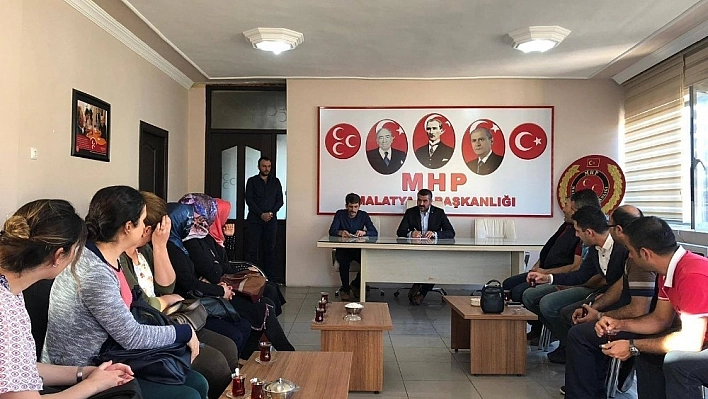 Avşar'dan laborant ve biyologlara destek sözü 