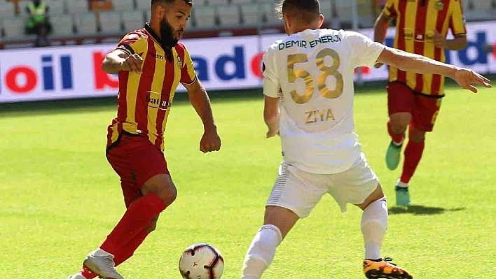 Spor Toto Süper Lig: Evkur Yeni Malatyaspor: 1 - DG Sivasspor: 3 (İlk yarı) 