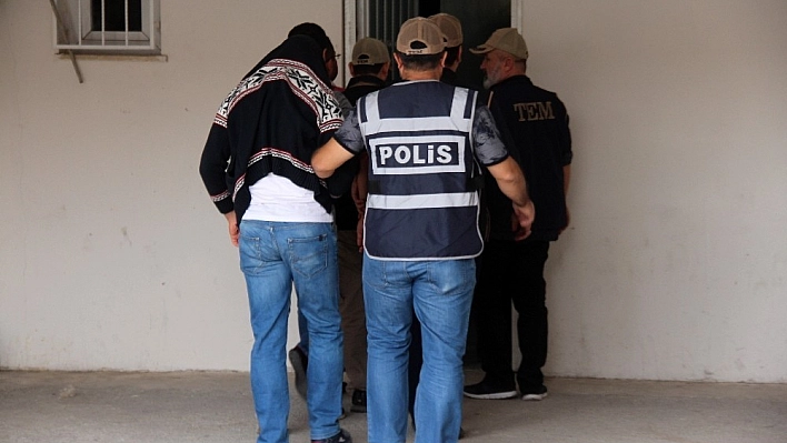 FETÖ'nün askeri yapılanmasına operasyon