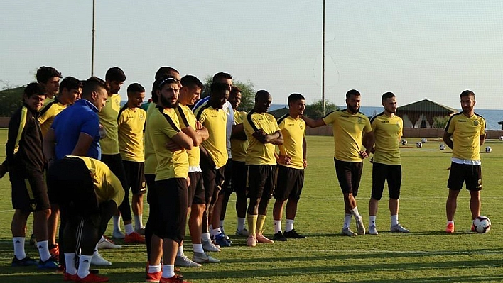 E.Y. Malatyaspor'da Antalya kampı sürüyor 