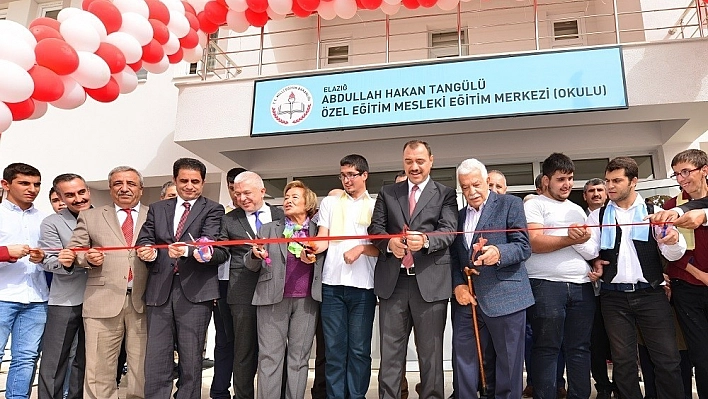 Hayırsever Aileden Eğitime Destek