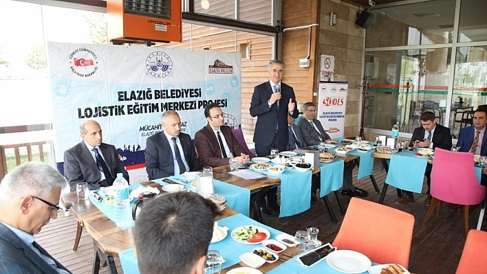 Lojistik eğitim alanlara sertifikaları verildi