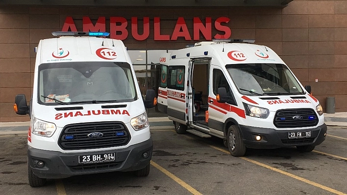 Karısını 10 yerinden bıçakladı 