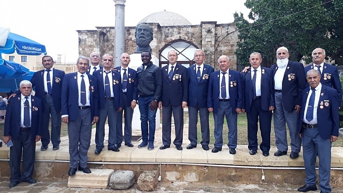 Elazığlı Kıbrıs Gazilerinden Duygusal Anlar