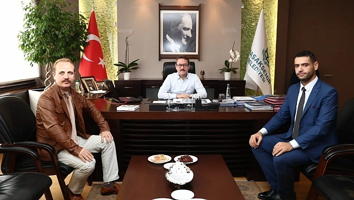 'Arafta Kalanlar : Damascus Kılıcı' filmine bir destek daha 