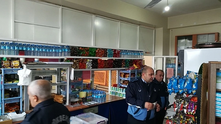 Zabıta ekipleri işletmeleri denetlemeye devam ediyor 