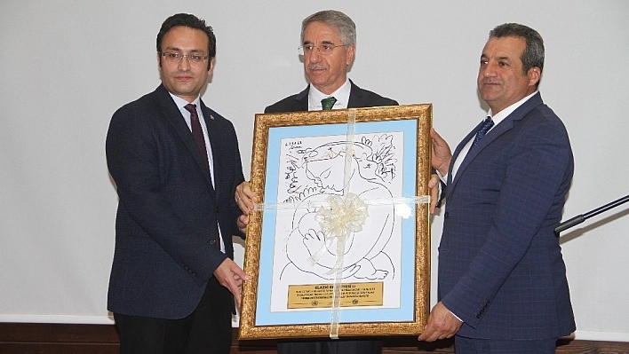 Türkiye'nin ilk bebek dostu belediyesi 'Elazığ' oldu 
