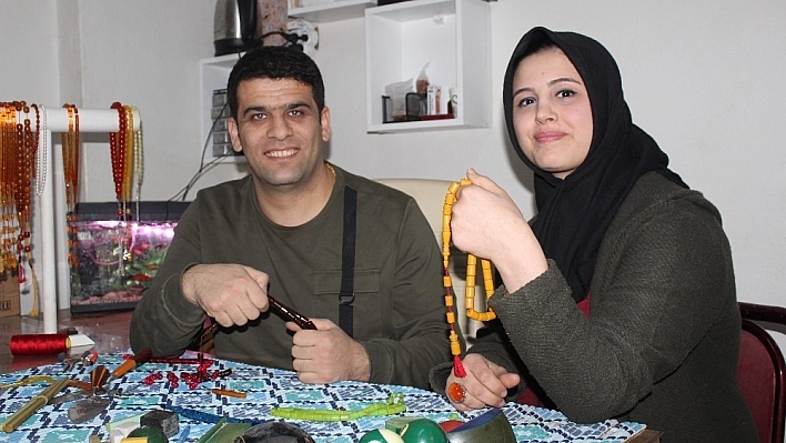 Kocasının hobisini, ticarete dönüştürdü