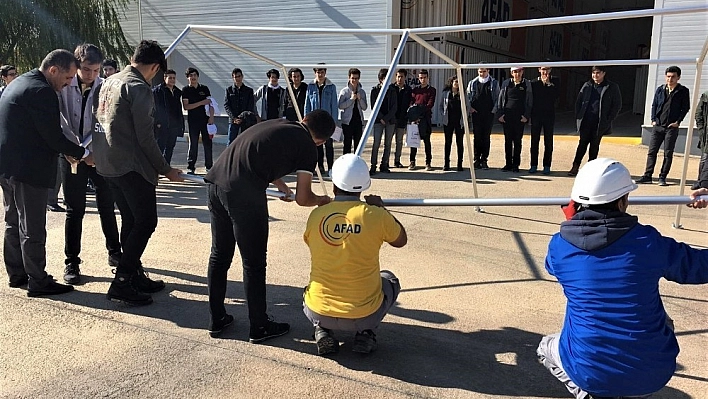 AFAD tarafından öğrencilere eğitim  verildi