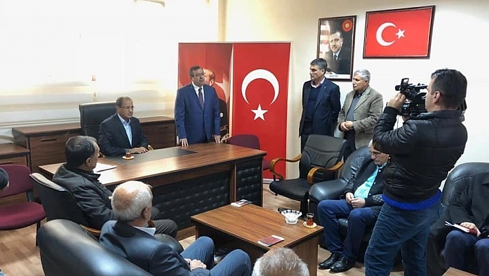 Bakan, seçim çalışmalarına devam ediyor 