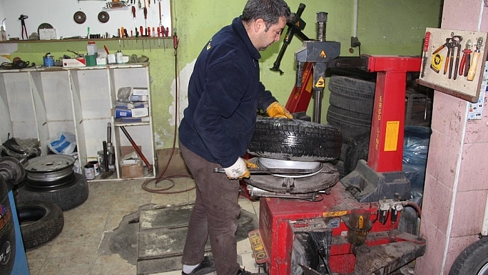 Lastikçilerde 'Kış Lastiği' yoğunluğu 
